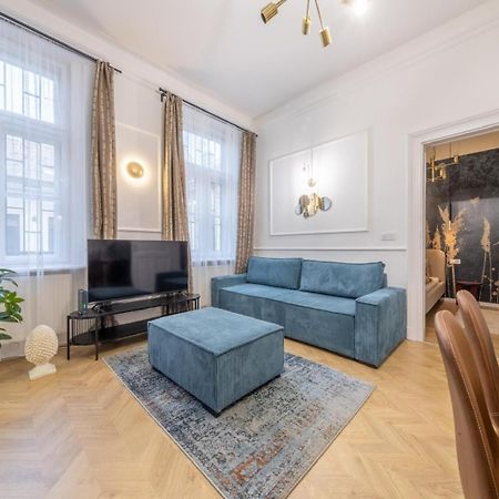 Sass Glamour Apartment Next To St Stephen Basilica S1 Boedapest Buitenkant foto